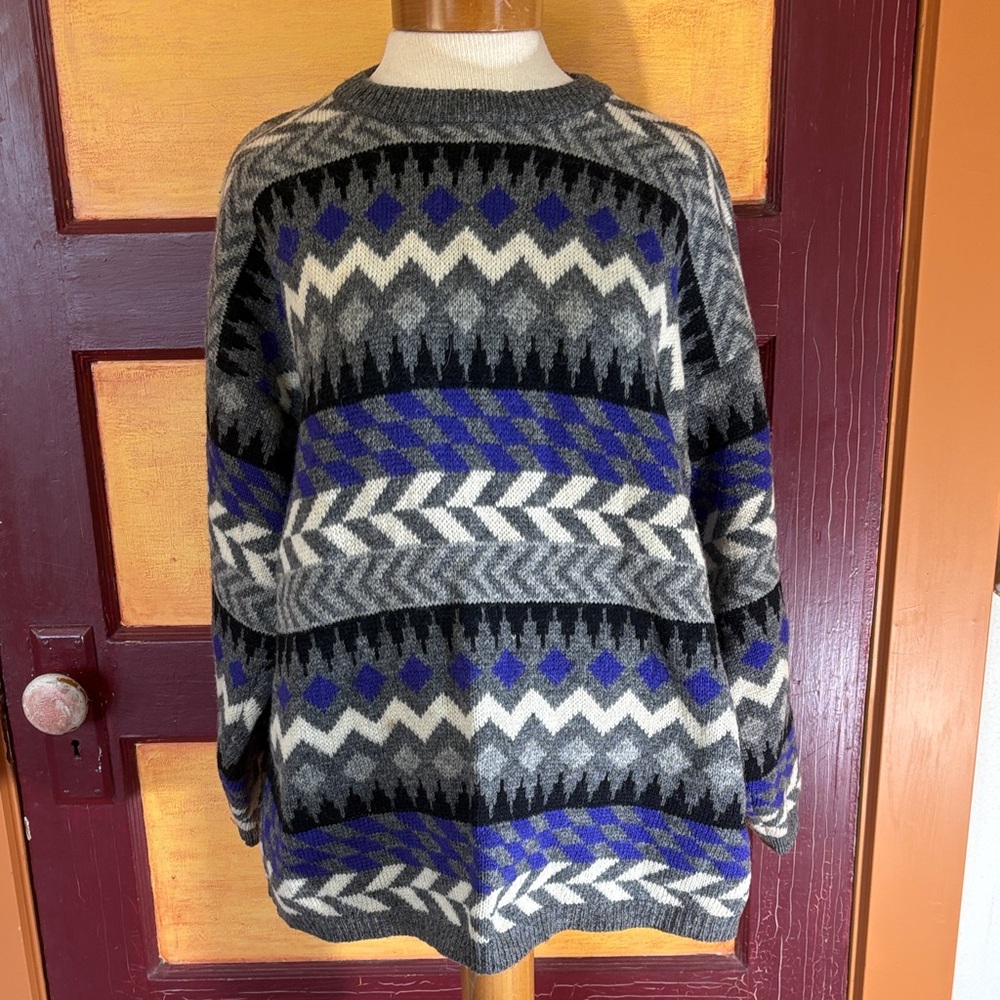 Women’s Vintage 90s Tarrazia Wool Sweater, Large